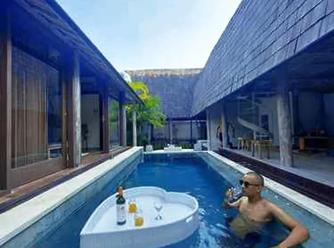 Private Vacation Pool Villa, 4bedrooms, 4bathrooms, Seminyak (Bali)